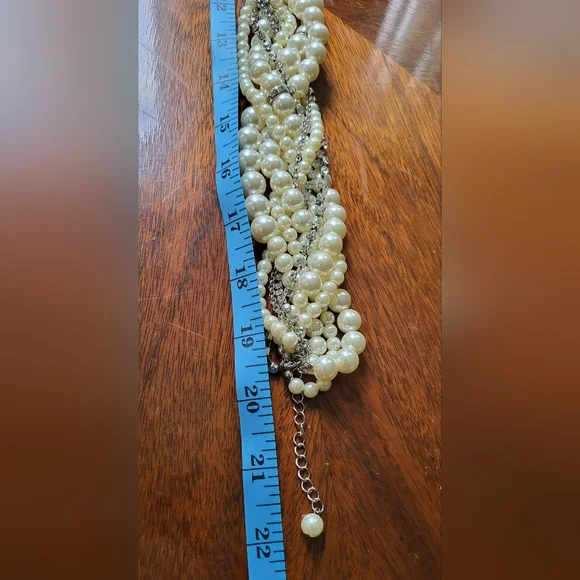 Vintage Cream and Silver Multi-Strand Necklace - Picture 13 of 15